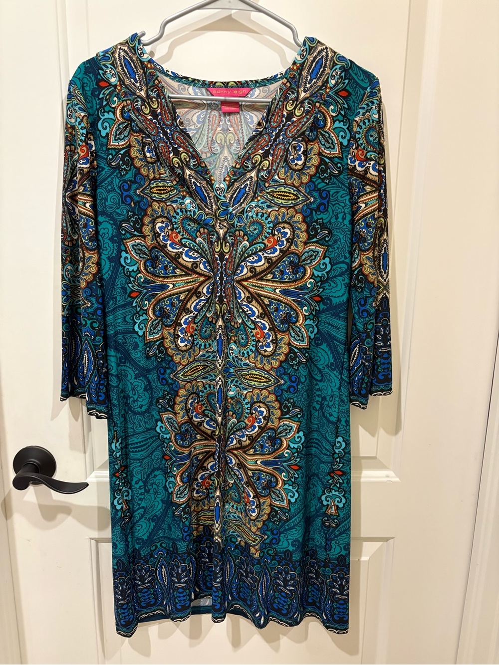 NWOT Sunny Leigh Printed dress Size Small